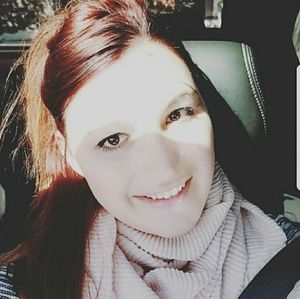 Meet your Posher, Kayli